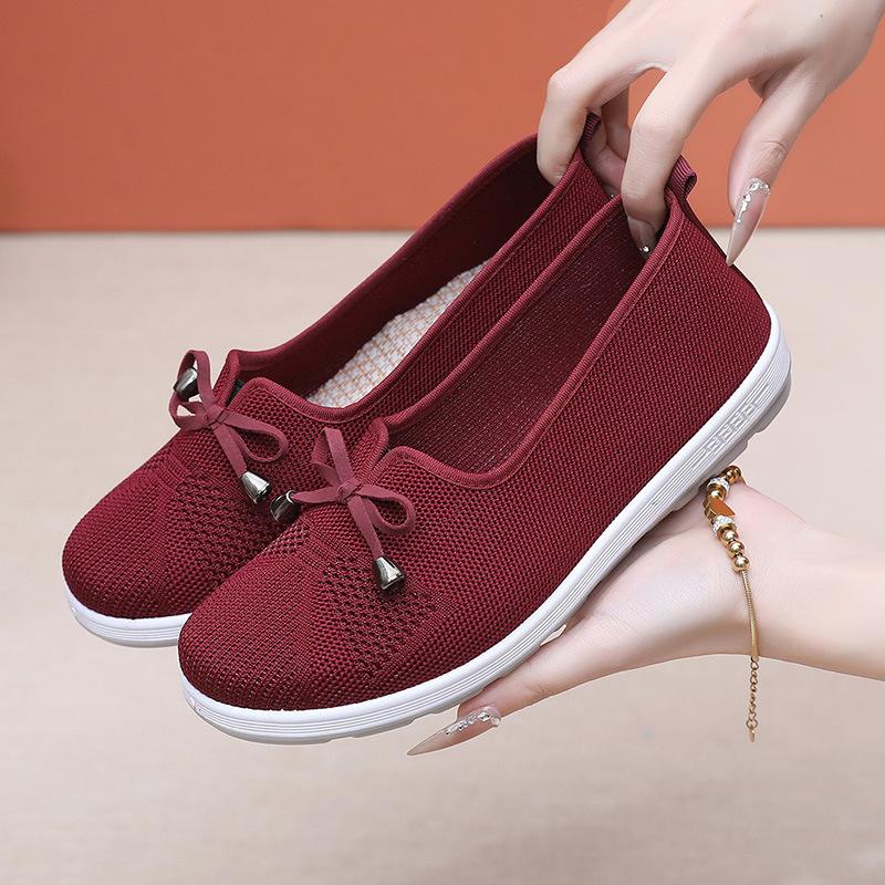 Spring and summer new fly-woven shoes medium shoes plus negative soft-soled cloth shoes