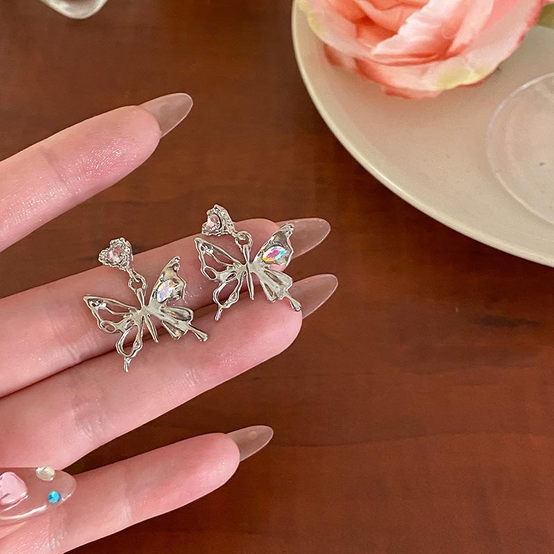 Kolczyki Super Immortal Dream Hollow Butterfly Nieregularne metalowe spersonalizowane kolczyki