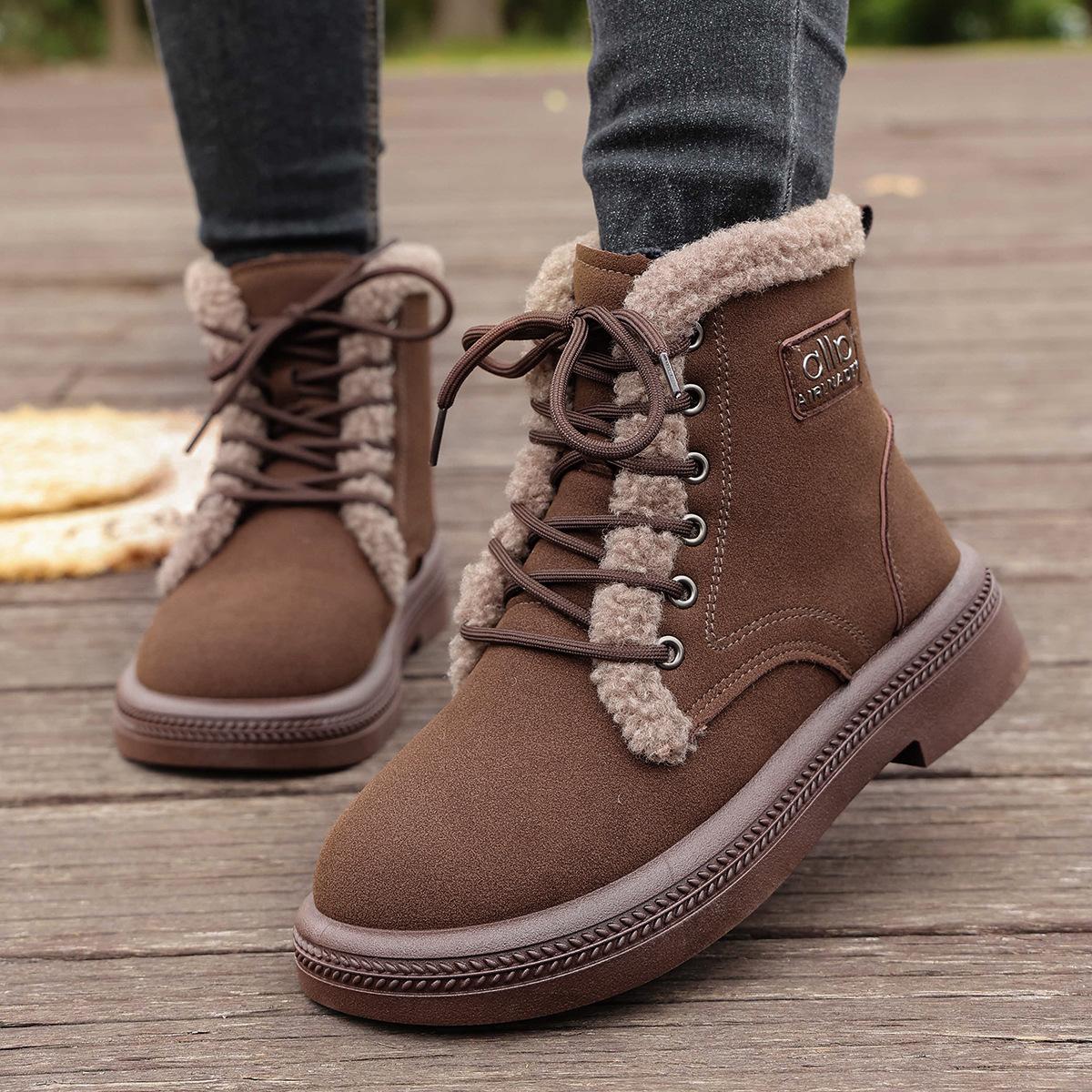 

Women s Wide Width Front Lace-Up Martin Boots - Winter Warm Fleece Lined Ankle Boots, Fashion Casual Boots for Fall 41 темно-коричневого кольору