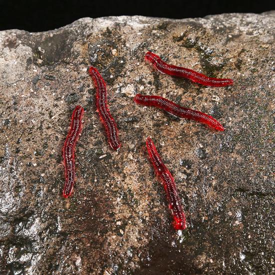 100 Stück Angelköder, künstliche Regenwürmer, Simulation aus Kunststoff, lebensechter roter Angelköder für Süßwasser