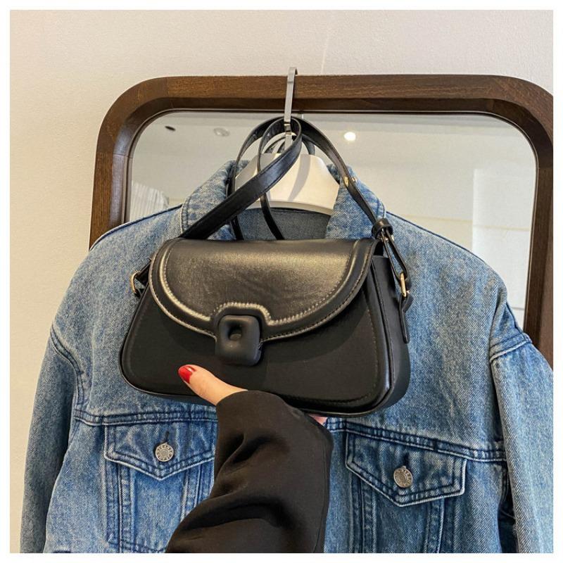 

Нишевая сумка подмышку новая мода повседневная однотонная маленькая сумка женская летняя личность плечевая сумка-мессенджер чёрный