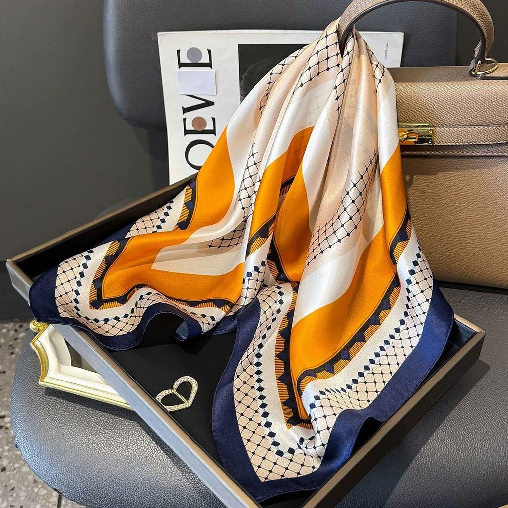 Fashion 100% Nature Real Silk Square Scarf Women Female Foualrd Neckerchief Summer Beach Scarves Shawl Bandana Hijab Pashmina