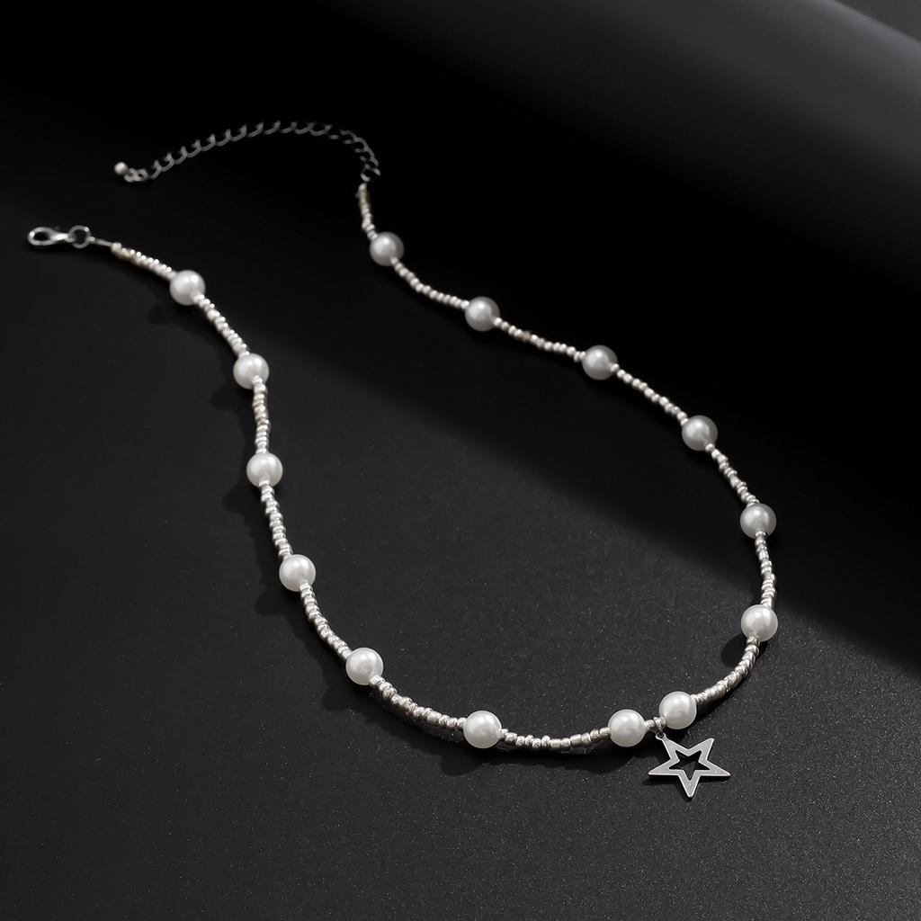 Collane con Catena di Perle Finte con Ciondolo a Stella Piccola Collana da Uomo alla Moda Collare Perline Accessori da Collo Gioielli di Moda 2026