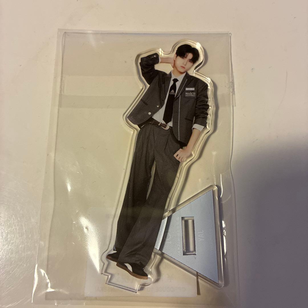 

[USED] Produce 101 Japan New World Juan Jay Pop-up Acrylic Stand