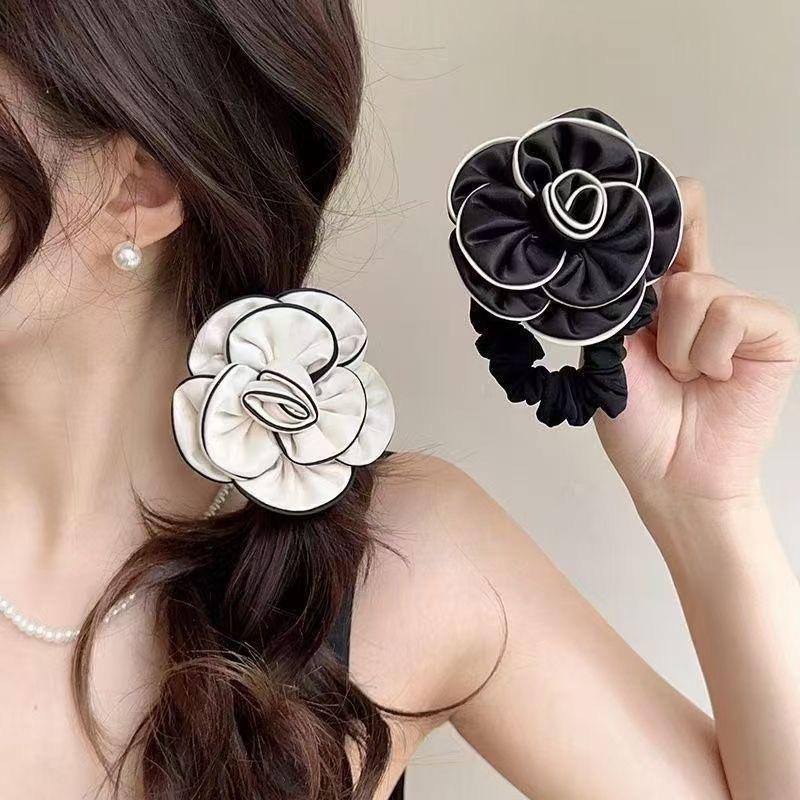 1pc Korean-style elegant camellia hair tie, high-end fashionable and stylish, high-elasticity band suitable for buns and ponytai