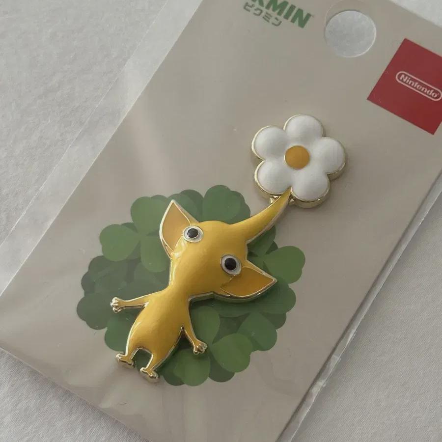 

Pikmin Pin Badges