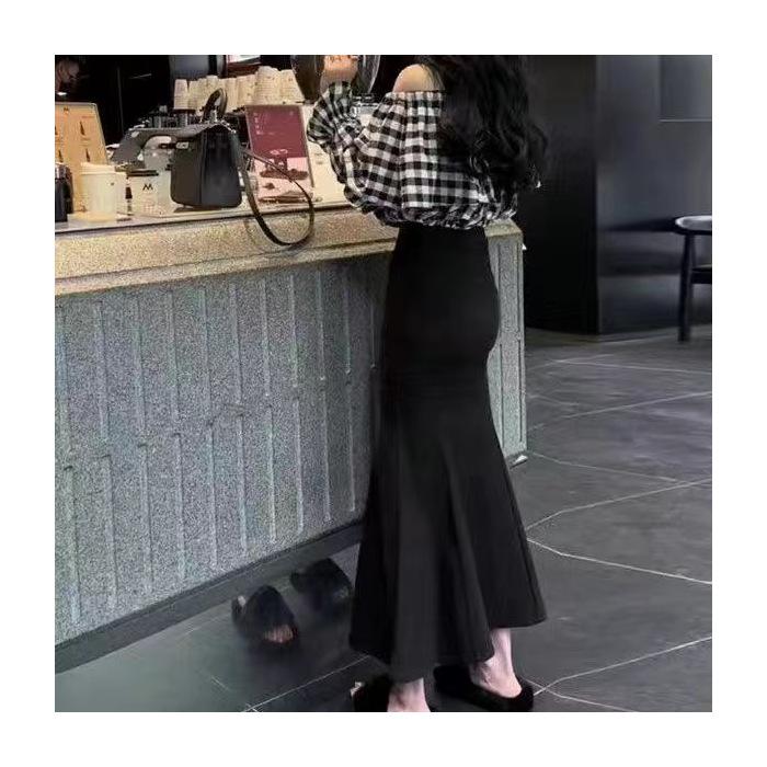 

Internet celebrity suit popular women plaid shoulder top small fragrant spring foreign style suspender fishtail skirt S