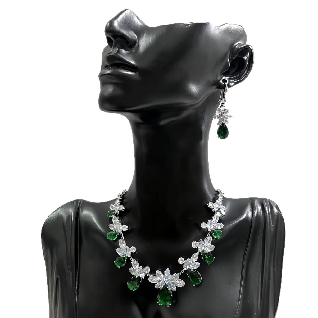 Vintage Emerald Diamond Teardrop Earrings & Necklace Evening Dress Set - High-End Luxury Women's Choker Accessories