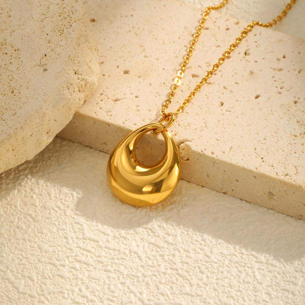 Stainless Steel Geometric Pendant Necklace for Women,18K Gold Plated Waterproof Necklaces,Chic Jewelry Gifts
