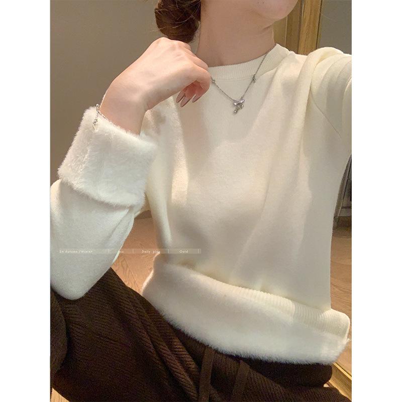 Fleece thickened crew neck top women's design sense integrated fleece sweater winter inner knitted sweater top