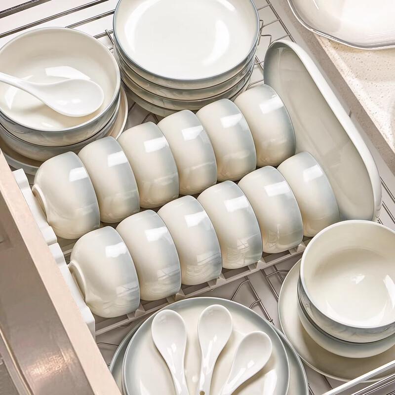 Ink Black Ceramic Dinnerware Gift Set