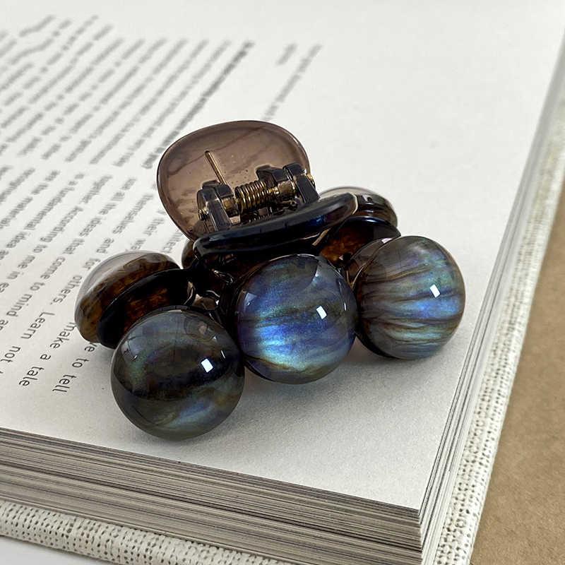 High-Grade Retro Pearl Shark Hair Clip: Elegant Korean-Style Hairpin