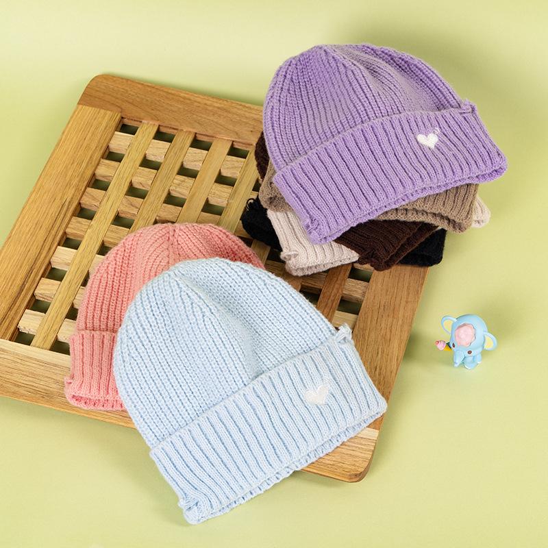 Autumn and Winter New Love Hole Knitted Hat Women's Big Head Circumference Winter Wool Hat Versatile Warm Cold Hat Men