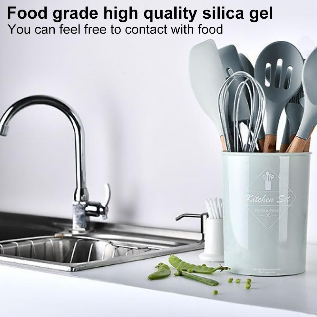 Silicone Kitchenware Wooden Handle Handheld Safe Non-stick Anti-rust Washable Cookware Indoor Restaurant Cooking Tool