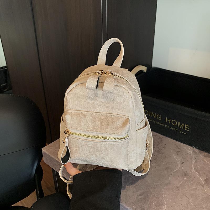 Backpack Women's Fashion Niche Design Casual Student Bag Lightweight Mini Travel Going Out Small Backpack