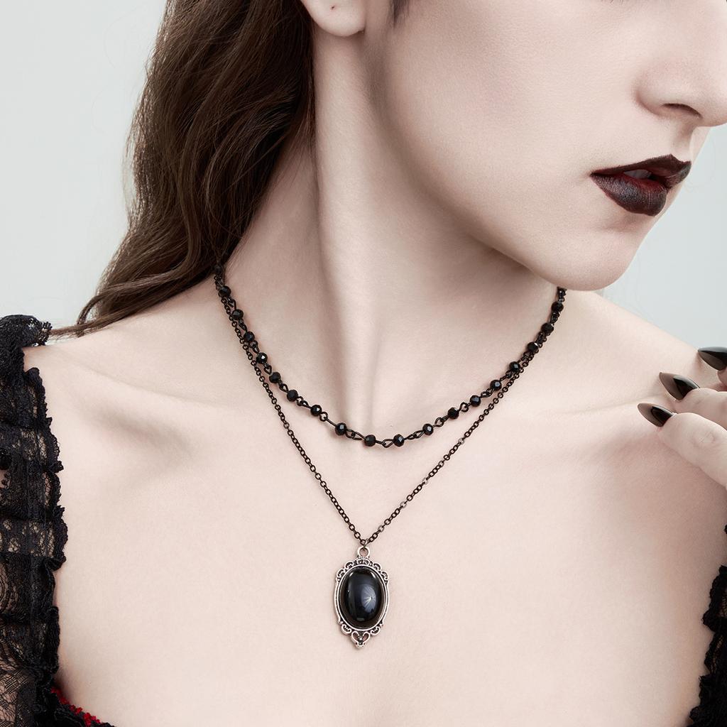 Vintage Sweet and Cool Dagger Necklace, Personalized Fringed Heart-shaped Halloween Bat Necklace