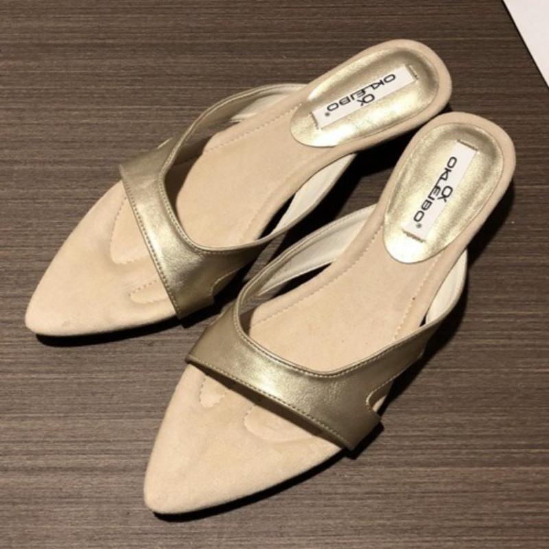 

Модные элегантные шлепанцы с узким ремешком и острым носком Женская мода Дизайнерская обувь с открытым носком Летние лаконичные удобные неглубокие сандалии-слайды 39 золотой