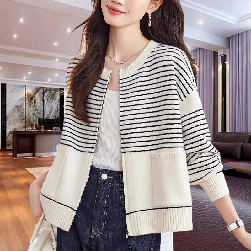 Spring and Autumn Casual Loose Zipper Knitted Cardigan Women's Outer Striped Top Autumn Large Size Coat
