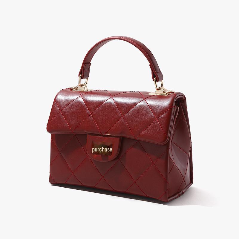 

Korean Style High-End Women s Bags: 2024 Autumn/Winter Fashionable Envelope and Messenger Handbags