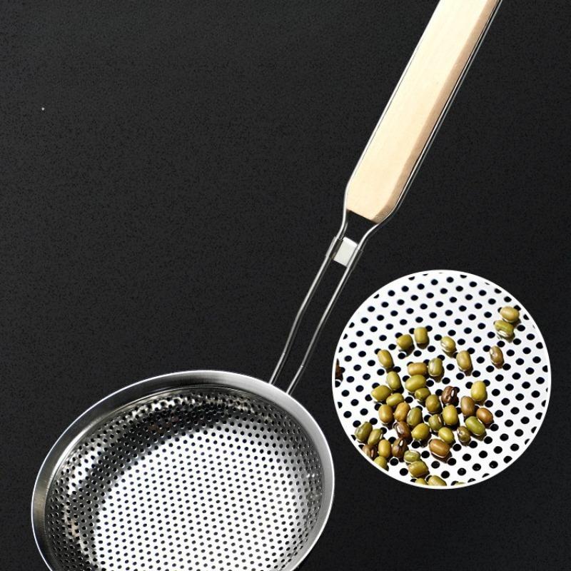 Stainless Steel Skimmer Wooden Handle Fine Mesh Perforated Filter Kitchen Tool for Filtering Grease From Noodles and Hot Pot