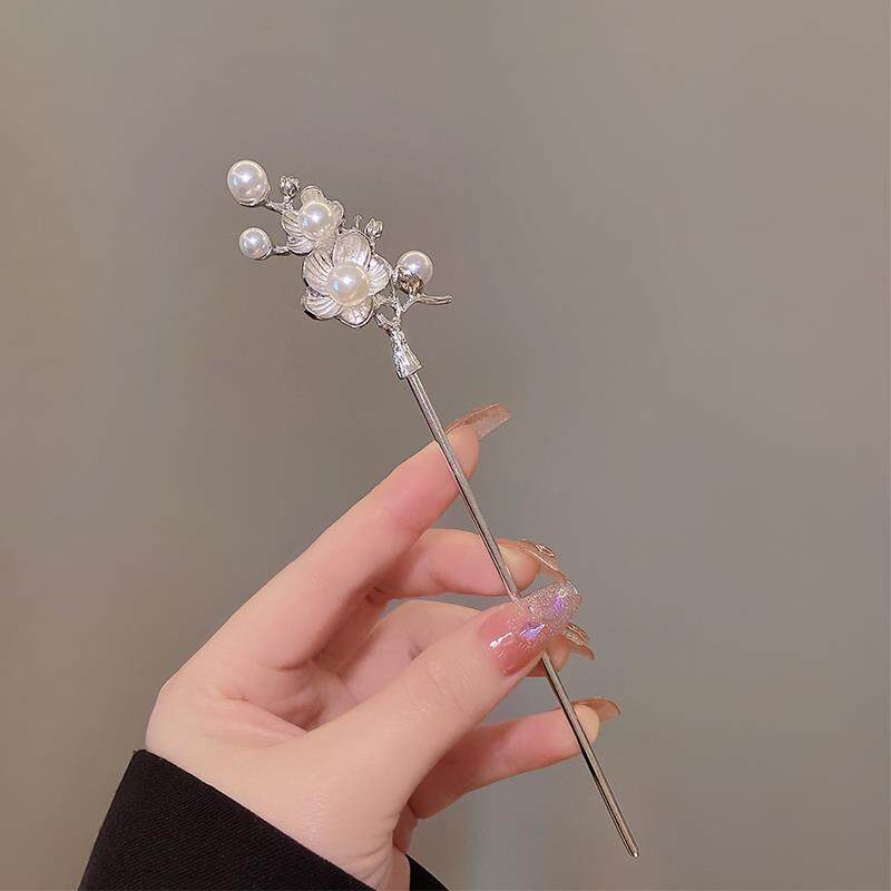 

Палочки для волос в китайском стиле, современная заколка для волос с цветком сливы, женская дизайнерская заколка для волос, аксессуары для волос для девочек, головные уборы серебряный