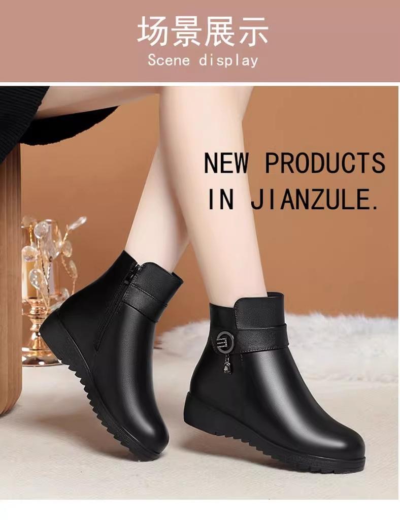 Martin boots women's 2025 new winter versatile flat-soled leather shoes fleece thickened medium tube soft sole comfortable soft sole boots