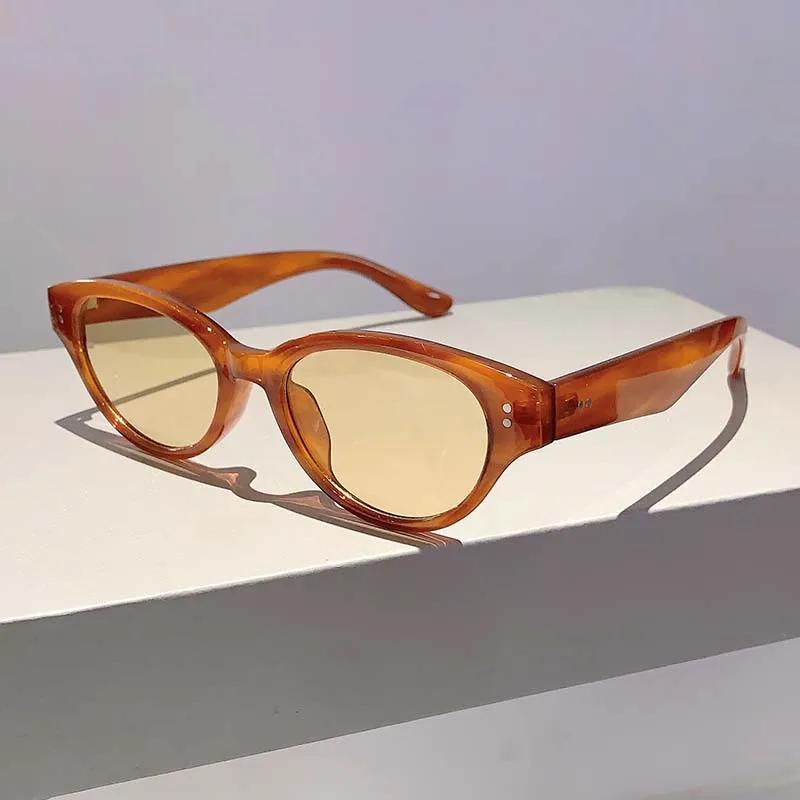 Popular Vintage Rivet Cat Eye Sunglasses Women For Men Sun Glasses Punk Shades Luxury Brand Designer Optical Eyeglasses Frame