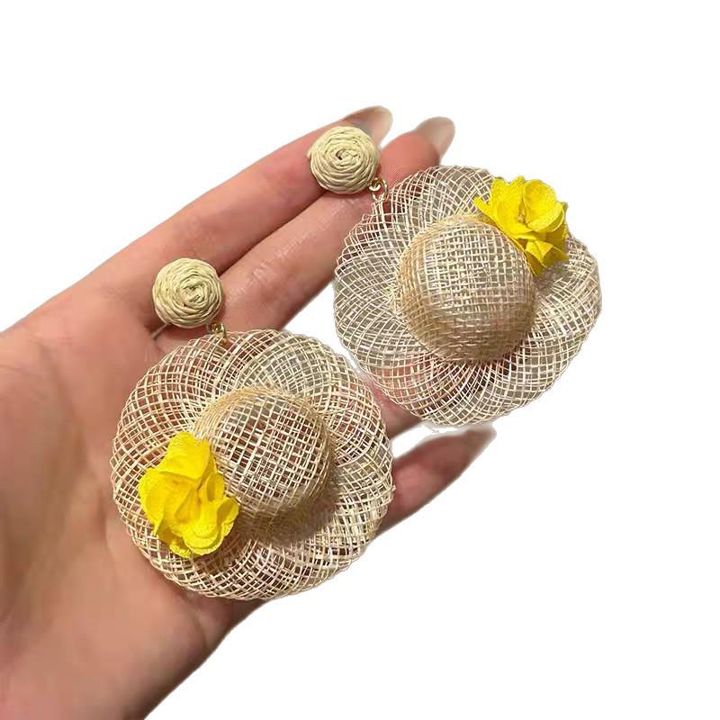 Bohemian Knitted Hat Stud Earrings: Niche Beach Style with a Fairy Fashion Touch