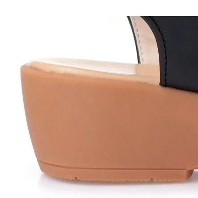 Letní mateřské sandály Dámské na klínku s plochou podrážkou Opravdu měkká kůže Měkká podrážka Univerzální Protiskluzové Sandály pro ženy středního a staršího věku