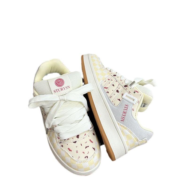 Niche Cranberry Color Scheme Bread Shoes Female Student White Shoes Summer New Versatile Casual Shoes