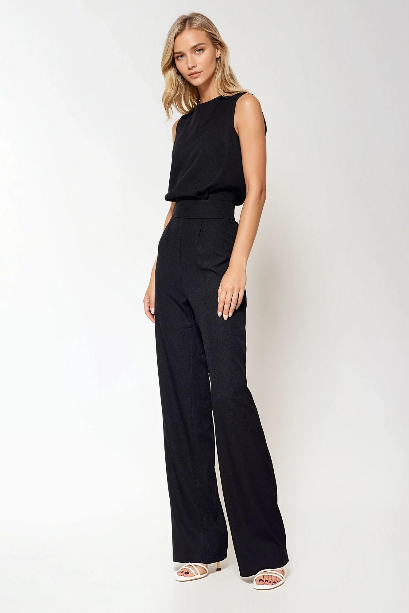 Elegant Black Jumpsuit 44 white