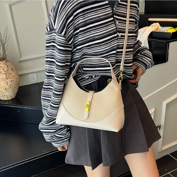 New dumplings portable women's bag messenger bag
