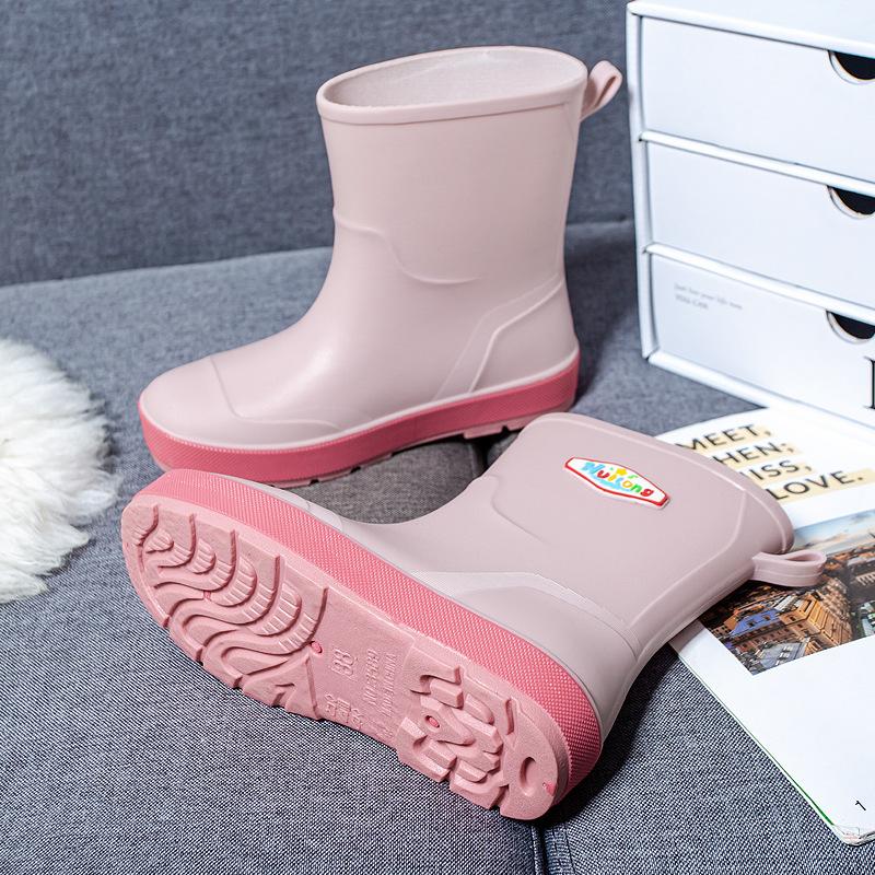 Fashion rain shoes women's trend short tube water shoes four seasons outside work shoes car wash low tube waterproof non-slip rubber shoes rain boots