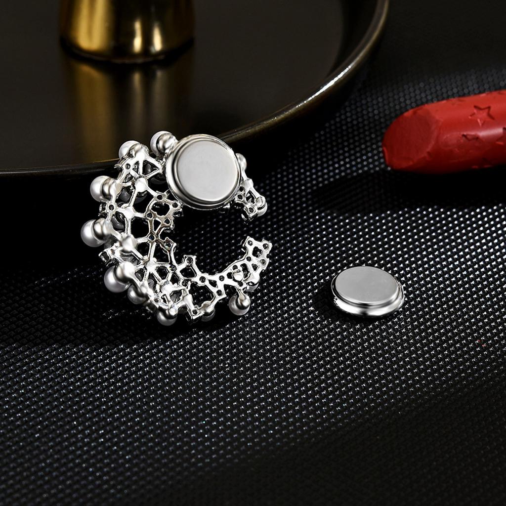 Senior Brooches Flower Leaf Brooch Pins for Women Suit Pendant  Fashion Brooches Jewelry