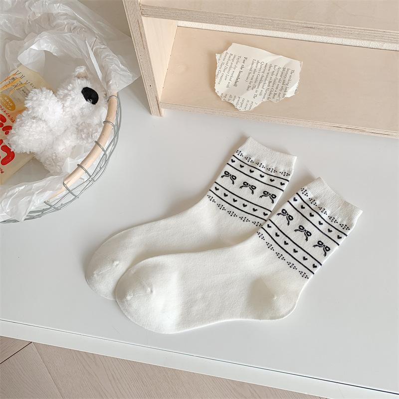 Love Jacquard Spring Puppy Cotton Bow New Product Stack Socks Mid-Leg Socks Casual Sports