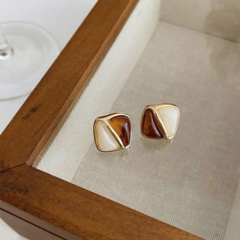 

Simple two-tone gold square stud earrings for women ONECOLOR