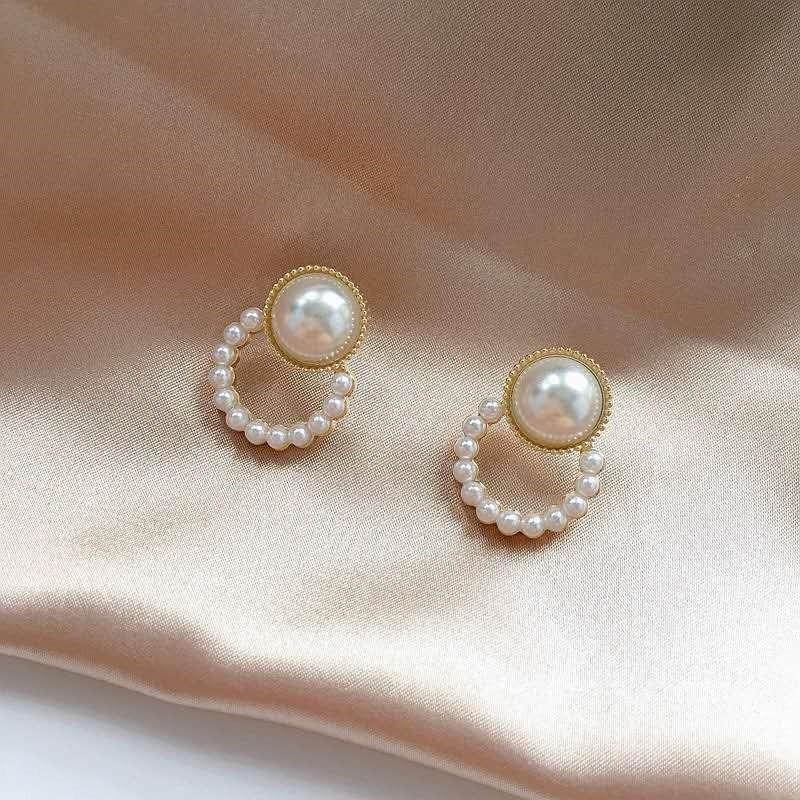 2020 New Elegant Lady Style Pearl Pendant Earrings Fashion Simple Korean Woman's Jewelry Luxury Christmas Party Unusual Earrings