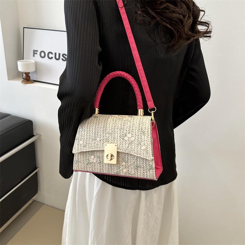 Simple fashion bag women's new trendy summer fashion casual shoulder bag simple retro small square bag