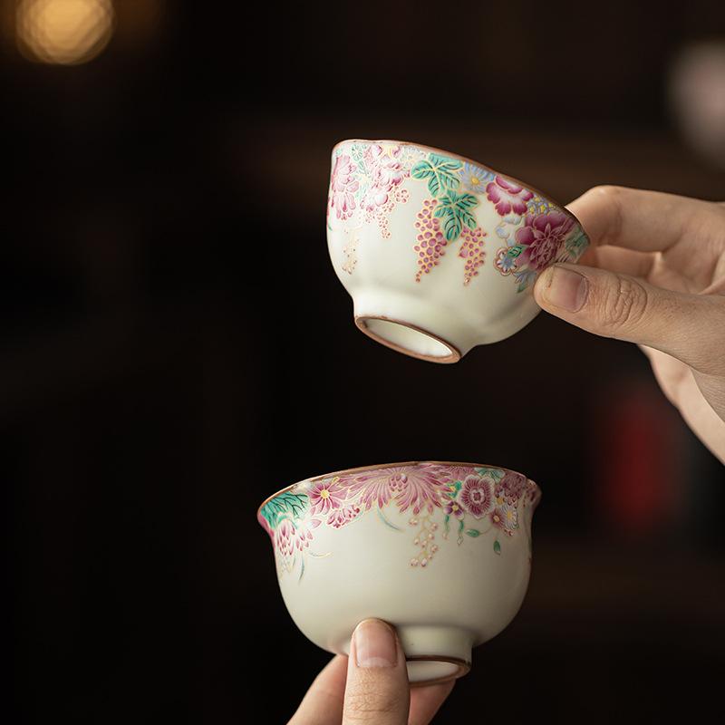 Gongfu Tea Master Cup Ceramic Single Tea Bowl Fluted Rim Egg Form for Chinese Tea Ceremony Home Use