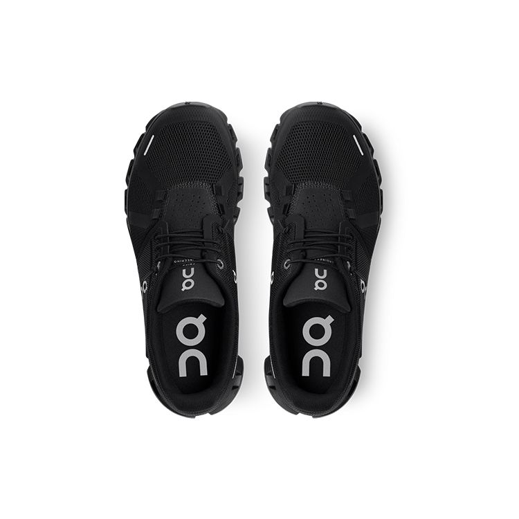 ON  Cloud 5 Black Women Sneakers 59.98905