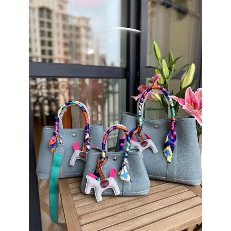 New Bag European and American Popular Women's Bag Garden Bag Canvas Shoulder Strap Portable Shoulder Messenger Bag Cowhide Bag