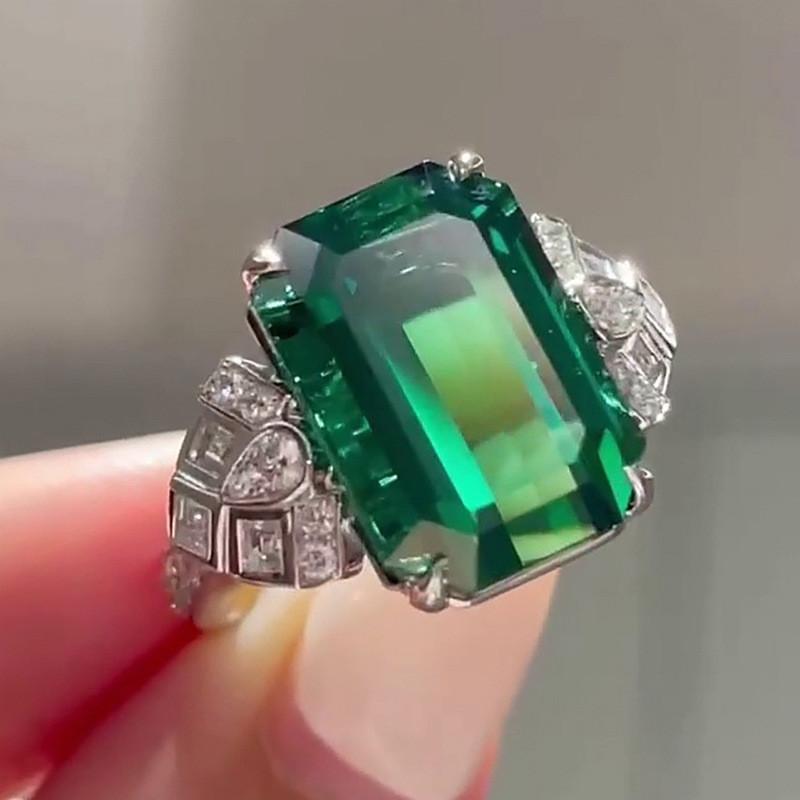 Gorgeous Sterling Big Green Cubic Zirconia Rings for Women Bling Bling Wedding Band Accessories Jewelry Gift