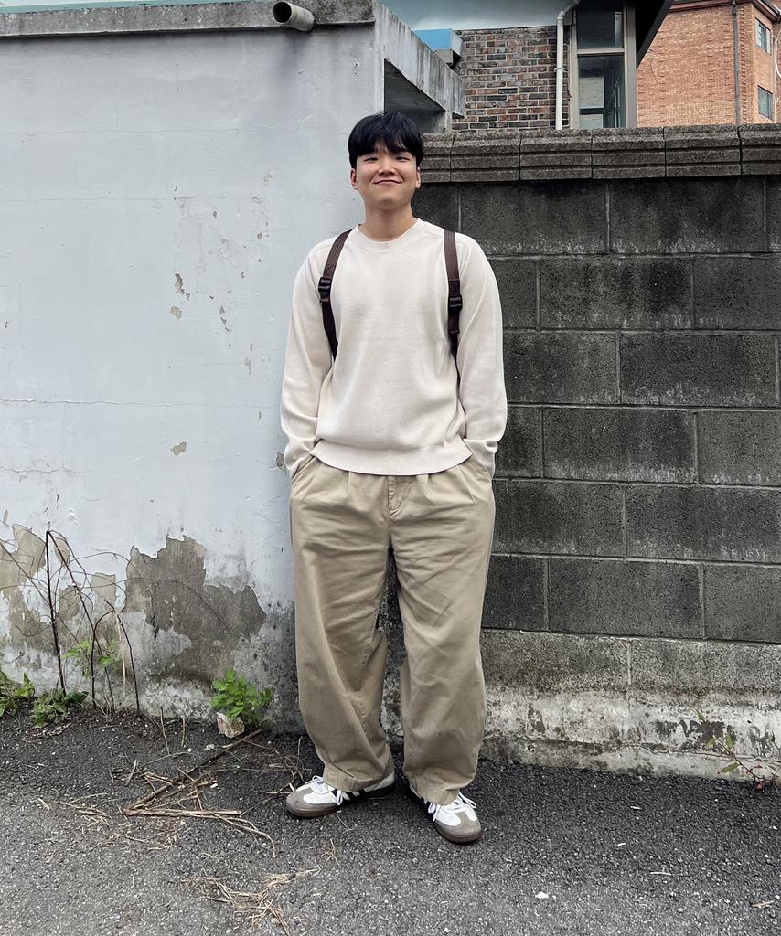 CUZNELLO Soft Saddle Crewneck Knit_Oatmeal