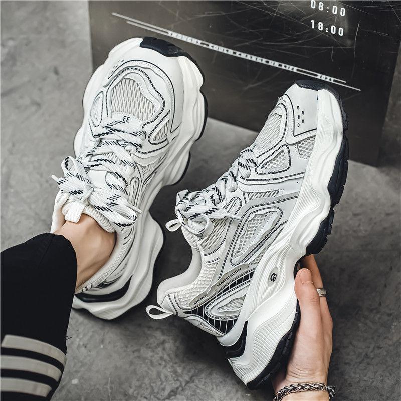 Fashion Mesh Upper White Running Men's Casual Sneakers Comfortable Outdoor Designer Summer Sale Korean Trend 2025 Wide Male Sports Shoes