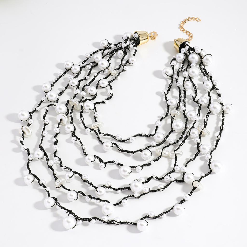 Design sense, hand-woven imitation pearl necklace, retro stacking, high-end sense, multi-layer stacking, collarbone chain