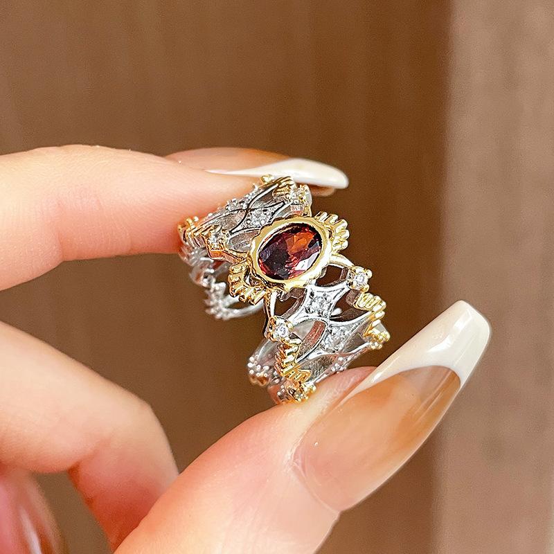 Gold Hollow Pattern Retro Open Ring High Sense Medieval Two-Color Classical Court Style Zircon Ring