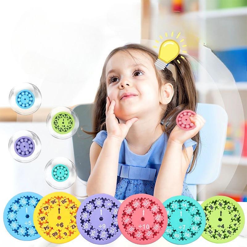 1Pcs Math Fidget Spinners Desktop Math Game Addition Subtraction Multiplication Division Math Games Party Favors for Kids Gift