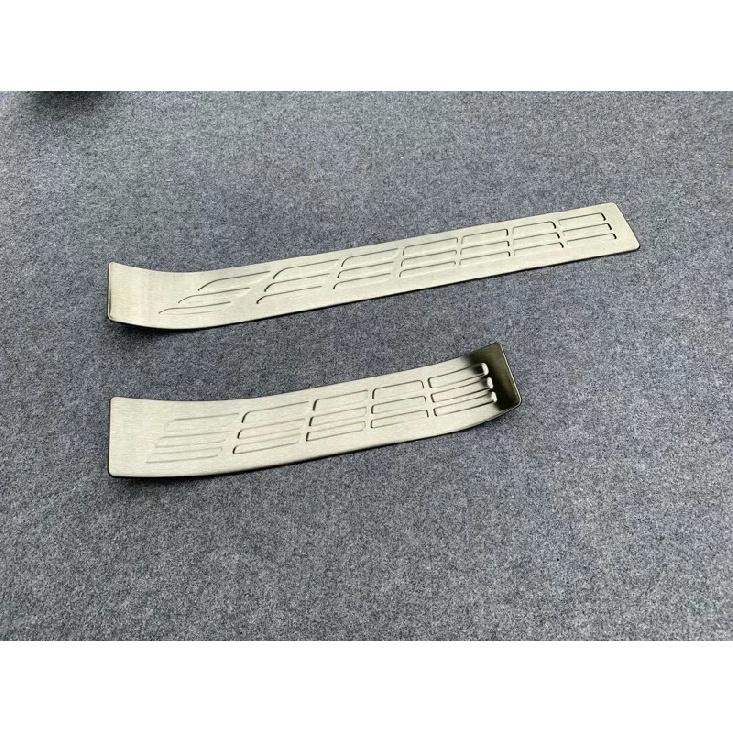 For Toyota Raize Z A200A A200 Stainless Steel Ouside Door Sill Panel Scuff Plate Kick Step Trim Cover Protector