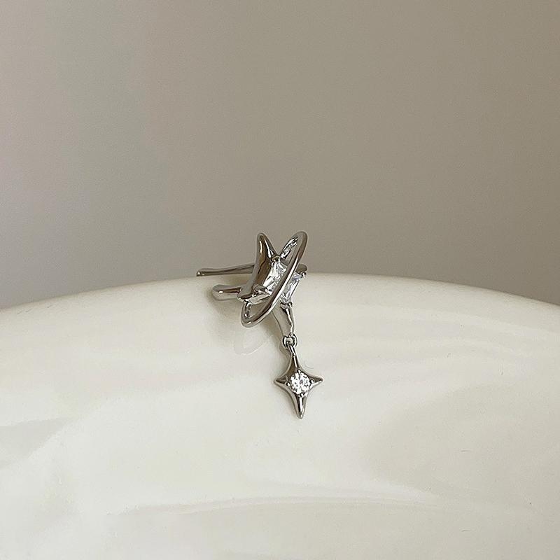 

1 пара милых крутых серег-клипс на кость уха в виде звезды для женщин и девушек, циркониевые каффы для ушей для вечеринки, серьги-клипсы без пирсинга, ювелирный подарок