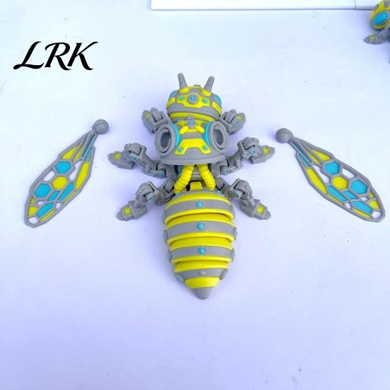 Bee Table Decor 3D Printed Mechanical Figurine, Collectible Cyberpunk Hornet Ornament with Toy Movable Joints, Stress Relief Articulated Insect Fidget